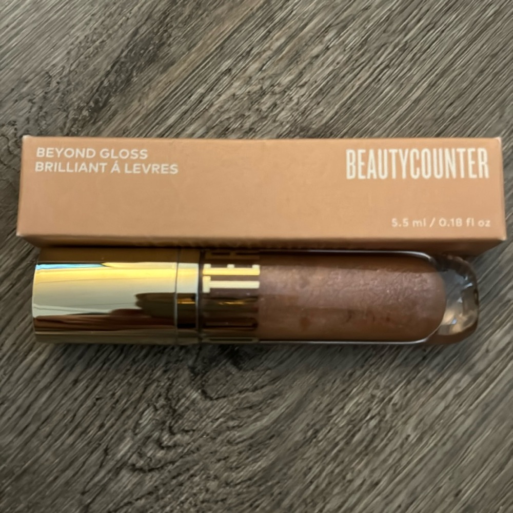 Beautycounter Beyond gloss in Brulee